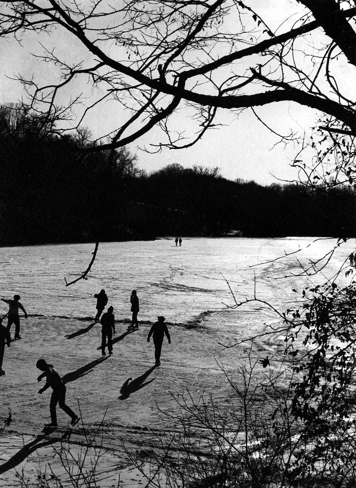 1970-01-13 Scene At Lake